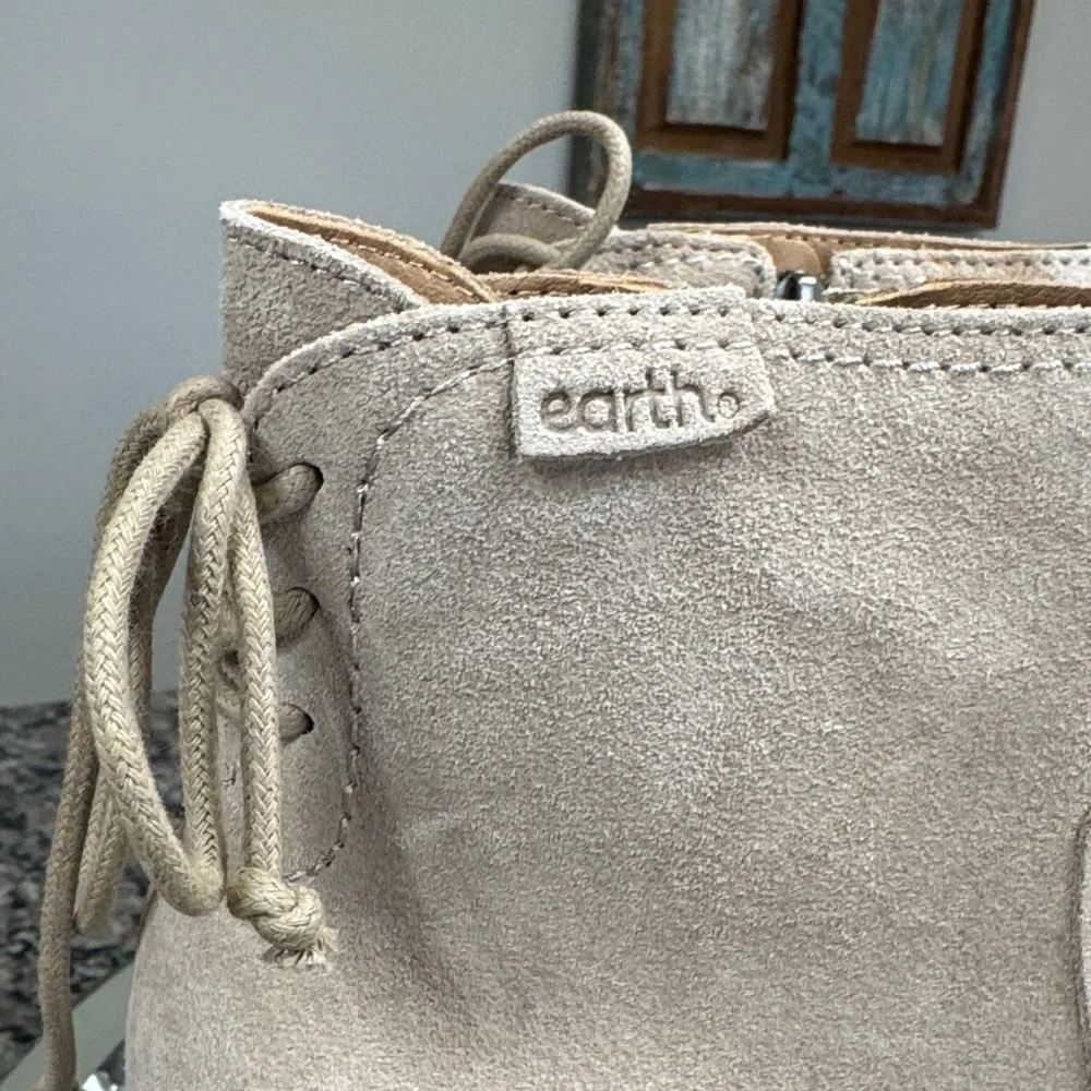 Earth Suede Wedge Bootie in Light Taupe NEW 6